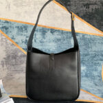 Saint Laurent Le 5 A 7 Soft Small Hobo Bag In Smooth Leather Black